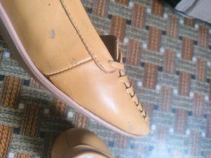 Women Pumps,there is a little scratch as shown in the picture but not visible