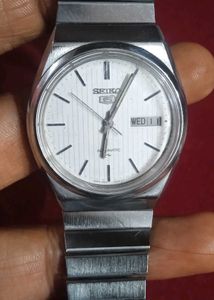 Seiko 5 Automatic Day Date Watch