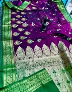 🤩 Beautiful Heavy Look Banarasi Pattu Saare