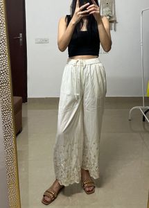 RANGRITI Cropped Lace Cutout Trouser