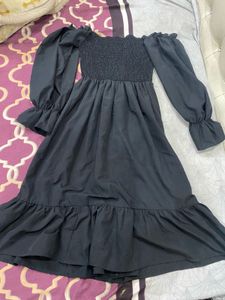 Chic Black Off-Shoulder Dress