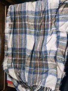 Blue & White Plaid Throw Blanket 1