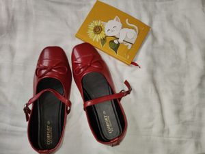 Mary Jane Shoe