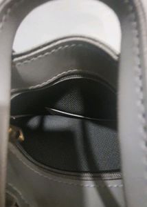 Sling Bag.