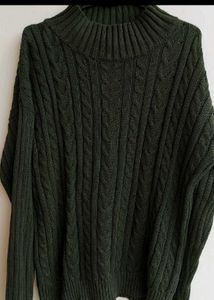 Her By Invictus Green Pullover