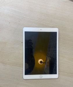 Apple IPad 7 Th Gen Before Buying Read Descriptio