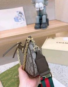 Gucci Sling Bag