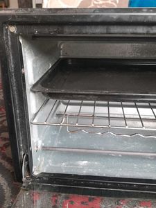 USHA Brand Used Toaster Oven