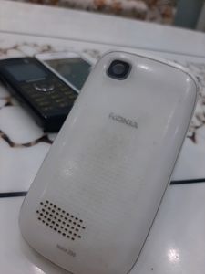 White Colour Keypad Nokia Phone