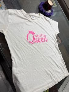 Selfie Queen White Tshirt