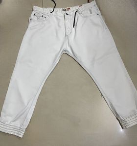 Mens Levis jeans(CLEARING MY STOCK ASAP)