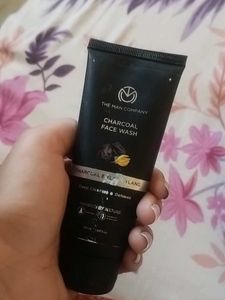 The Man Company Charcoal Face Wash