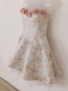 FLORAL PRINT APPLIQUE DRESS