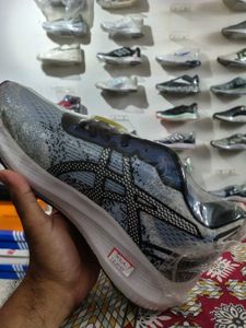 asics shoe