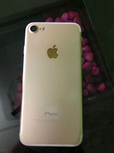 Used iPhone 7 - Gold