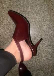Winter/fall  perfect Burgundy Heels(unused)