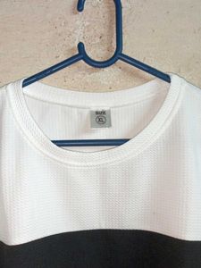 Stylish Ladies Fashion Top Stripped