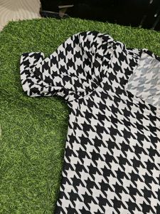 Black And White Top for Girl Printed