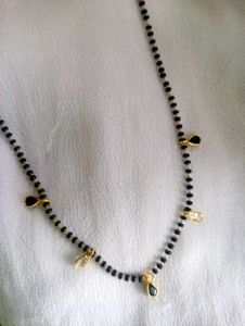 Polky Droops Black Beads
