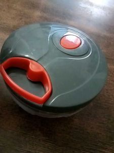 Compact Manual Food Chopper - Easy &amp; Efficient