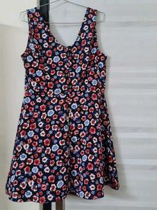 FOREVER 21 - Floral Print Dress