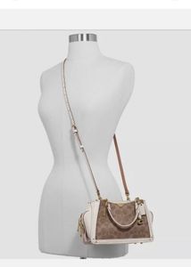 Coach Signature Dreamer 21 Mini