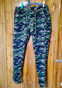 Camouflage Print Joggers/ cargo pants