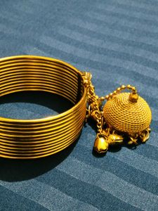 Pretty Party Wear Bracelet