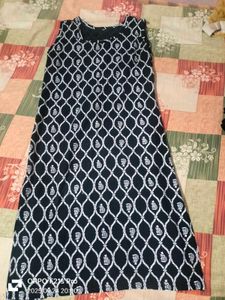 Black &amp; White Patterned Kurti Set