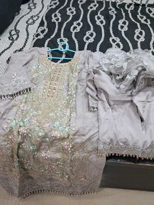 Pakistani Suit