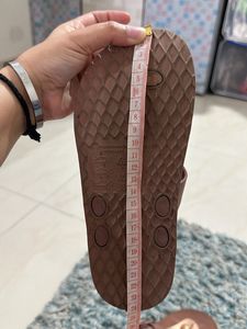 Lightweight Rubber Slides