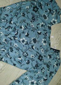 Floral Print Crop Top🌷