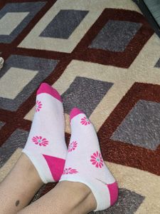 my used pink cotton ankle socks