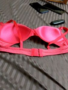 New Not Used Paded Bra