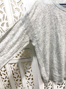 ✈️ Imported Gray Knit Sweater C