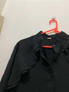 Elegant Black Ruffled Top Length 25