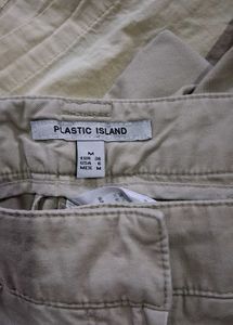 Chic Beige Shorts