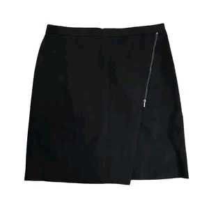 French Black Mini Skirt with Zipper Detail