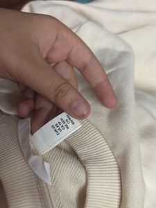 H&amp;M Puff Sleeved Sweatshirt