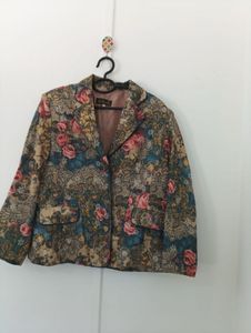 Vintage Floral Print Blazer