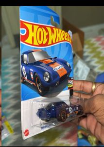 HOT WHEELS SHELBY COBRA DAYTONACOUPE IMPORTED