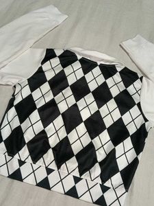Argyle Print Long Sleeve Top