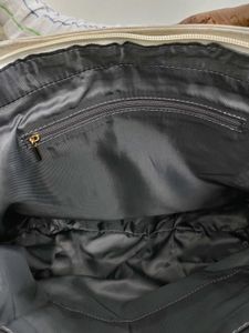 Glamazon Women&#39;s Leather Tote Bag(Golden).