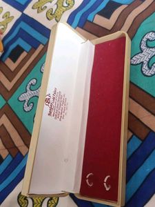 Sanjay Gold Palace Spectacle Case