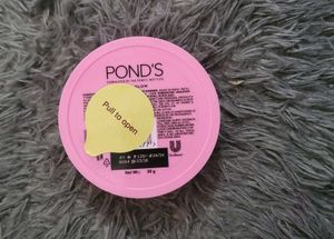 Pond&#39;s natural glow face powder