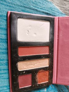 MyGlamm Face &amp; Eye Kit