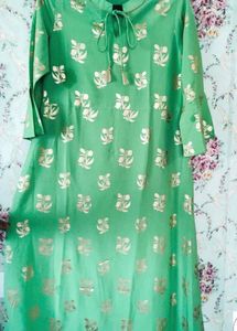 Crepe Kurta With Foil Print