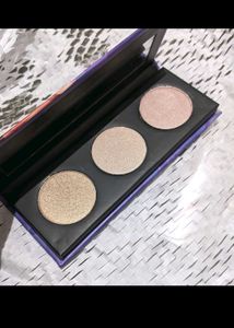 SUAGR Highlighter Pallet