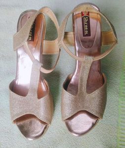 Women Golden High Heel