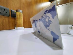 Global Gallery Desk Calander with World Map Acryli